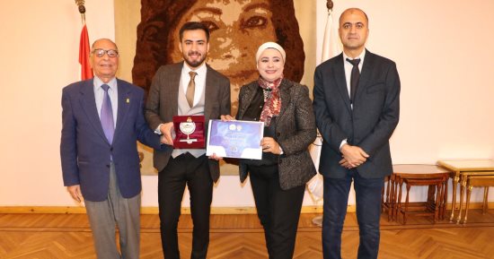 كلية "تكنولوجيا المعلومات" جامعة مصر للعلوم والتكنولوجيا تنظم مؤتمر "الأمن السيبرانى".. بالصور