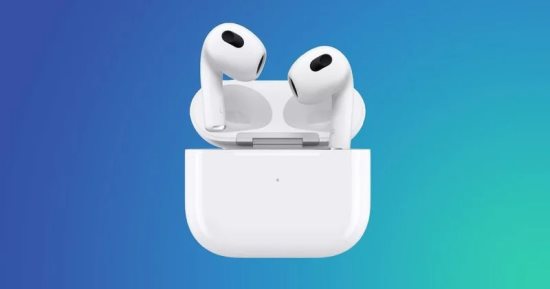 أبل تطلق برنامجًا ثابتًا جديدًا لـAirPods 3