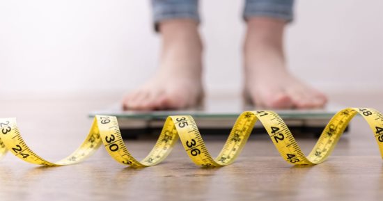 علم الفلك يحذر 4 أبراج من زيادة الوزن في 2024.. لازم يخلوا بالهم من أكلهم