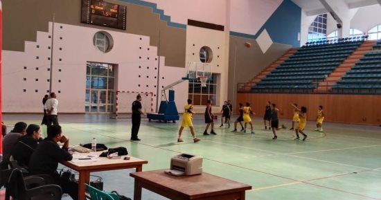 رئيس جامعة حلوان يتفقد الملاعب الرياضية بالحرم الجامعى استعدادا للافتتاح