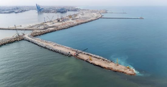 وزارة النقل تنشئ محطة حاويات جديدة برصيف 100 بميناء الدخيلة.. صور