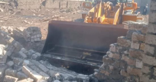 إزالة عدد من حالات التعدى والبناء المخالف فى مدن الدقهلية.. اعرف التفاصيل