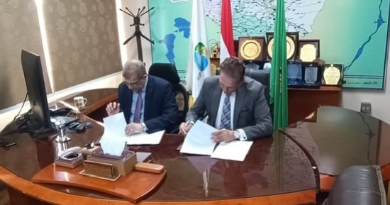 "مياه الفيوم": توقيع عقد إنشاء شبكات ومحطات رفع صرف صحي أبشواي B