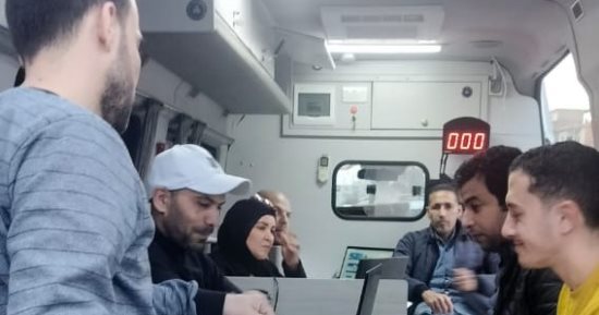 محافظ كفر الشيخ يتابع توافر السلع وتشغيل سيارة المركز التكنولوجى المتنقل