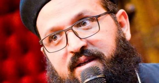 القمص اسطفانوس:"كنائس بنى سويف تصلى من أجل إخواتنا الفلسطينيين خلال عيد الميلاد"