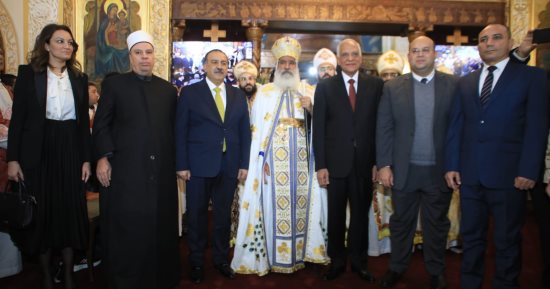محافظ الجيزة يزور مطرانية الجيزة للأقباط الأرثوذكس للتهنئة بعيد الميلاد 