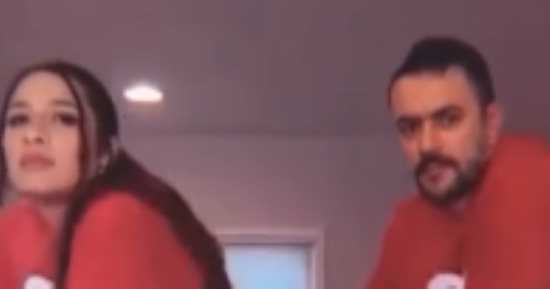 3 لقطات من رقصة ياسمين عبد العزيز وأحمد العوضى الأخيرة.. فيديو وصور