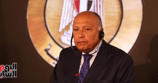 سامح شكرى: نوفر كل الدعم ونتخذ الإجراءات اللازمة لإدخال المساعدات لغزة