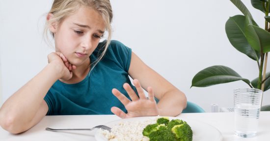 كل ما تريدين معرفته عن اضطرابات الأكل عند الأطفال.. الأعراض وطرق العلاج