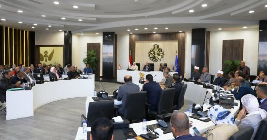 محافظ أسوان: 68% نسبة تنفيذ مشروعات الخطة الاستثمارية للعام المالى الحالى