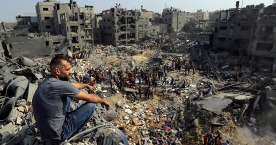 قيادي بمستقبل وطن: قصف الاحتلال لمدينة رفح انتهاك صارخ للقوانين الدولية