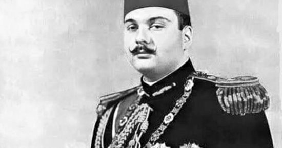 سعيد الشحات يكتب: ذات يوم.. 25 يوليو 1937.. الملك فاروق وأسرته يعودون من رحلة خمس شهور فى أوروبا وزوجة أحمد حسنين باشا تطبع وتوزع «البامية فى البستان» لبيرم التونسى تشهيرا بالملكة نازلى