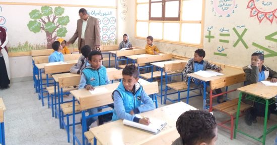 تعليم الأقصر تتابع امتحانات نصف العام الدراسي لطلاب الابتدائية والإعدادية.. صور