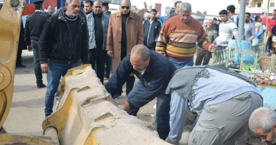 حملة مكبرة لرفع الإشغالات بمدينه شربين فى الدقهلية لإعادة الانضباط بالشارع