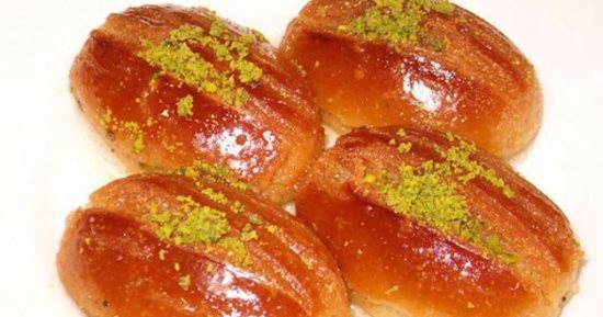 طريقة عمل رموش الست في البيت.. خطواتها سهلة ومكوناتها متوفرة