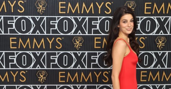 أفضل 10 صور في حفل توزيع جوائز الـ Emmys الخامس والسبعين