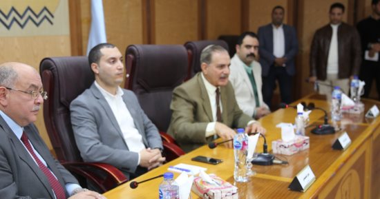 محافظ كفر الشيخ يعقد اجتماعا استعدادا لبدء الموجة الـ22 لإزالة التعديات