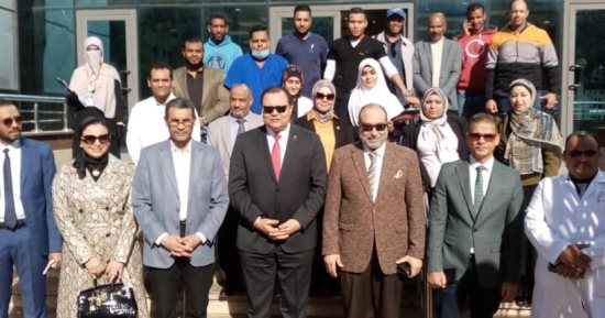 وفد هيئة الرقابة والاعتماد يزور مستشفى الباطنى التخصصى بجامعة أسوان