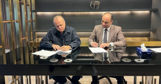 المتحدة توقع مع الكاتب أسامة عبد الرؤوف الشاذلى لتحويل "عهد دميانة" إلى عمل درامى