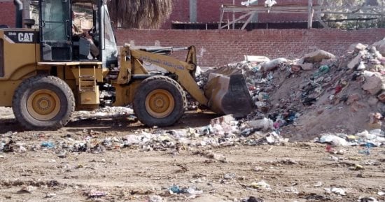 الوحدات المحلية بالإسماعيلية ترفع 8930 طن مخلفات خلال أسبوع.. صور