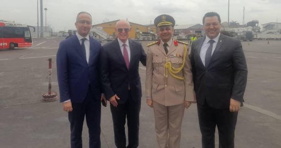  مستشار رئيس الجمهورية يشارك في حفل تنصيب رئيس الكونغو الديمقراطية.. صور