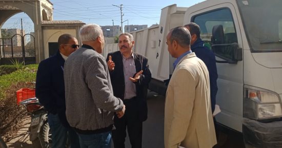 تسليم دفعة معدات جديدة لدعم منظومة النظافة بأبو قرقاص فى المنيا