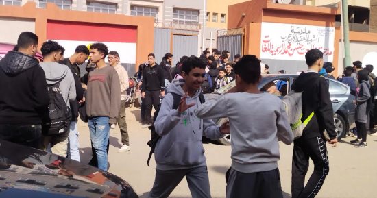 الهندسة ترسم الفرحة على وجوه طلاب الشهادة الإعدادية بالقليوبية.. لايف