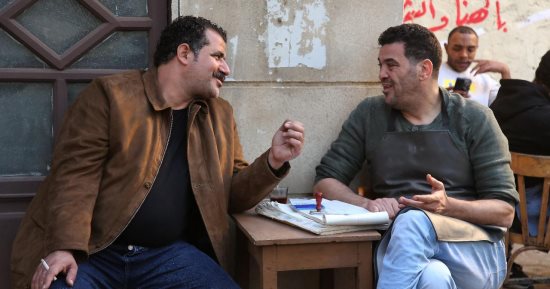 أبطال فيلم "بنقدر ظروفك" ينتهون من مشاهد كلوب محمد على بكورنيش المنيب.. صور