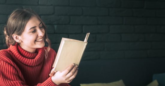 استشارى نفسى: القراءة من الكتب الورقية تعزز الذاكرة أفضل من الـPDF