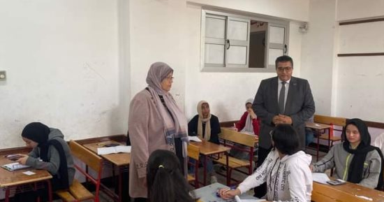وكيل التربية والتعليم بجنوب سيناء يتابع لجان امتحانات الشهادة الإعدادية 
