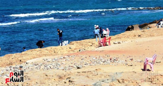 بئر الأمنيات بالإسكندرية.. إقبال على منطقة "بير مسعود" السياحية لقضاء إجازة نصف العام
