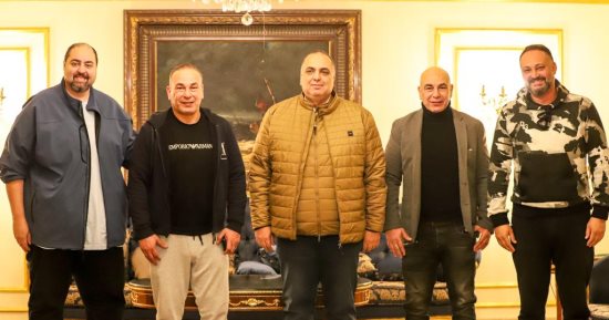 شاهد.. توقيع حسام حسن عقود تدريب مودرن فيوتشر وجهازة المعاون