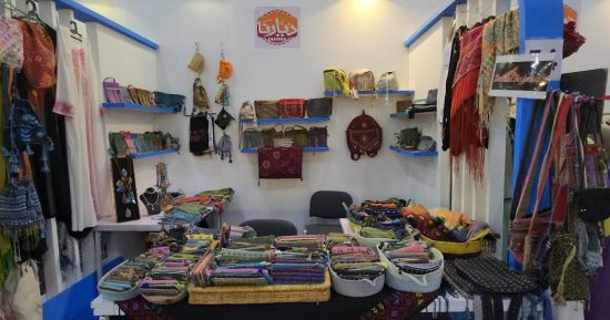 جولة داخل معرض ديارنا للمنتجات اليدوية بساحة أبو الحجاج الأقصرى.. لايف