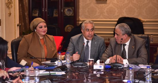 وزير العمل: هدفنا إصدار قانون عمل يرسخ ثقافة الحقوق والواجبات