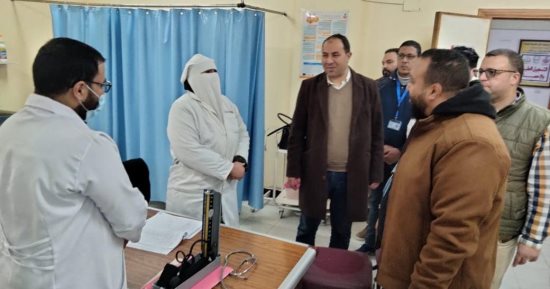 الكشف الطبى على 600 مريض بقافلة طبية مجانية بقرية الكراكات بكفر الشيخ