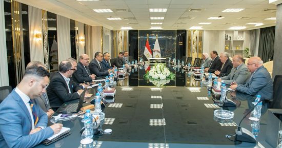 وزيرا الإنتاج الحربى والزراعة يتابعان معدلات تنفيذ مشروعات التعاون المشترك