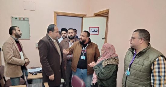 حياة كريمة.. قافلة طبية مجانية للكشف على أهالى قرية الكراكات فى كفر الشيخ