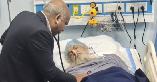 أغرب معجزة في العالم.. حفرة تعيد مسنًا هنديًا إلى الحياة في جنازته