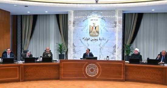 رئيس الوزراء يُثمن تضحيات رجال الشرطة البواسل دفاعاً عن الوطن   