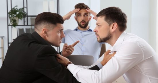 3 أبراج تنجح فى إنهاء الخلافات بين زملاء العمل.. أبرزها الميزان
