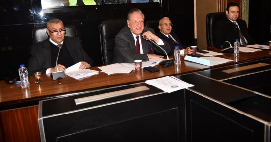 "خطة النواب" توافق على الحساب الختامى بـ 2022/2023 لهيئات وزارة الصحة وتؤجل مناقشة حساب ديوانها العام لنفس السنة.. ووكيل اللجنة يسأل ممثل الصحة عن المكافآت.. والمسئول يرد:" ما عنديش إجابة دلوقتى "