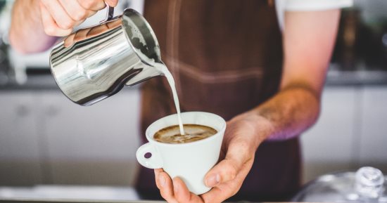 ماذا يقول مشروبك الساخن المفضل عن شخصيتك.. خجول ولا مقبل على الحياة؟