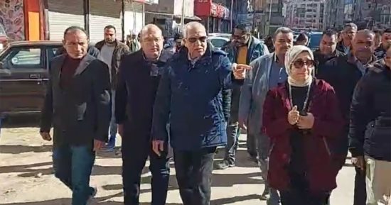 محافظ الجيزة يوجه بإزالة التعديات على أرصفة المشاة بشارع فيصل