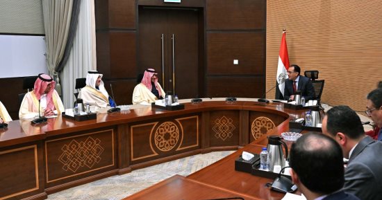 مدبولى يلتقى وزير الإعلام السعودى تأكيدا للتنسيق بين الجهات الإعلامية بالبلدين
