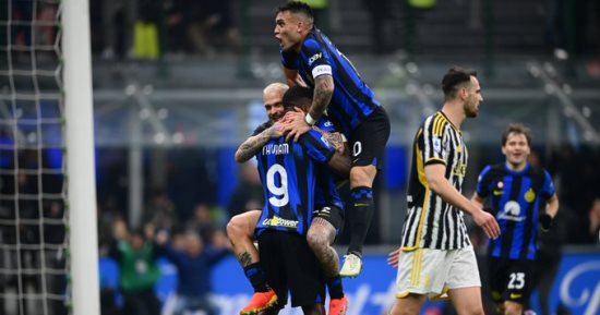 Un tir amical donne à l’Inter Milan le premier but contre la Juventus dans une mi-temps passionnante