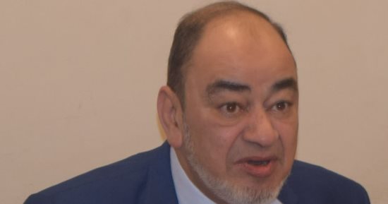 شعبة المستلزمات الطبية تبحث نتائج الاجتماع مع هيئة الدواء المصرية حول الدمغة الطبية