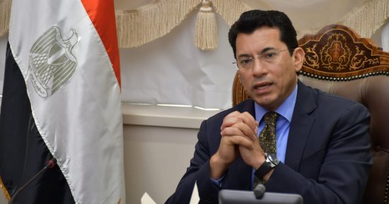 وزير الشباب والرياضة يستعرض "إنجازات الرياضة المصرية"