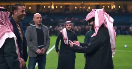 حسام حسن مع تركى آل الشيخ وميدو على هامش نهائى موسم الرياض.. صور