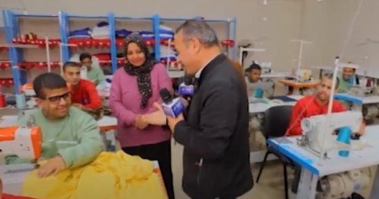 جابر القرموطي يجري جولة خاصة داخل مجمع الخدمات المتكاملة بحي الأسمرات