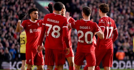 Liverpool contre Burnley.. Les Reds reprennent la tête de la Premier League anglaise par trois en l’absence de Salah